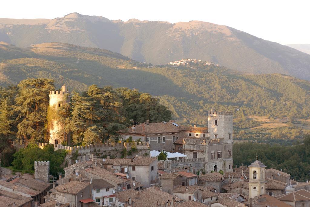 Il Sorriso Dei Monti Acomodação com café da manhã Orvinio Exterior foto